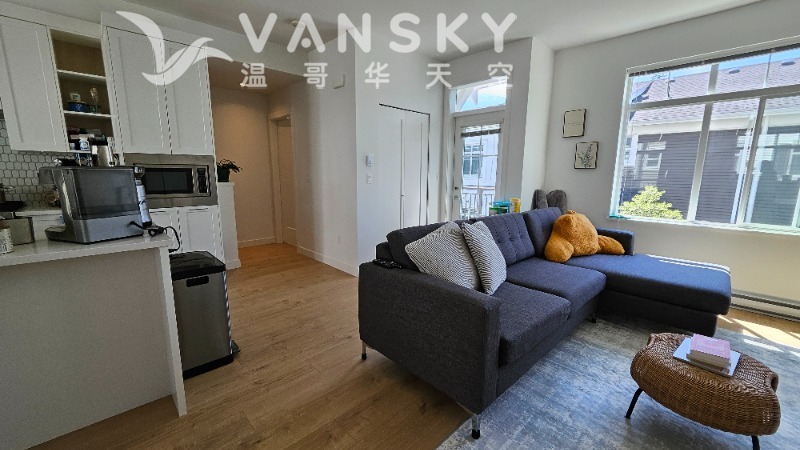 260805104515_living room 4.jpg